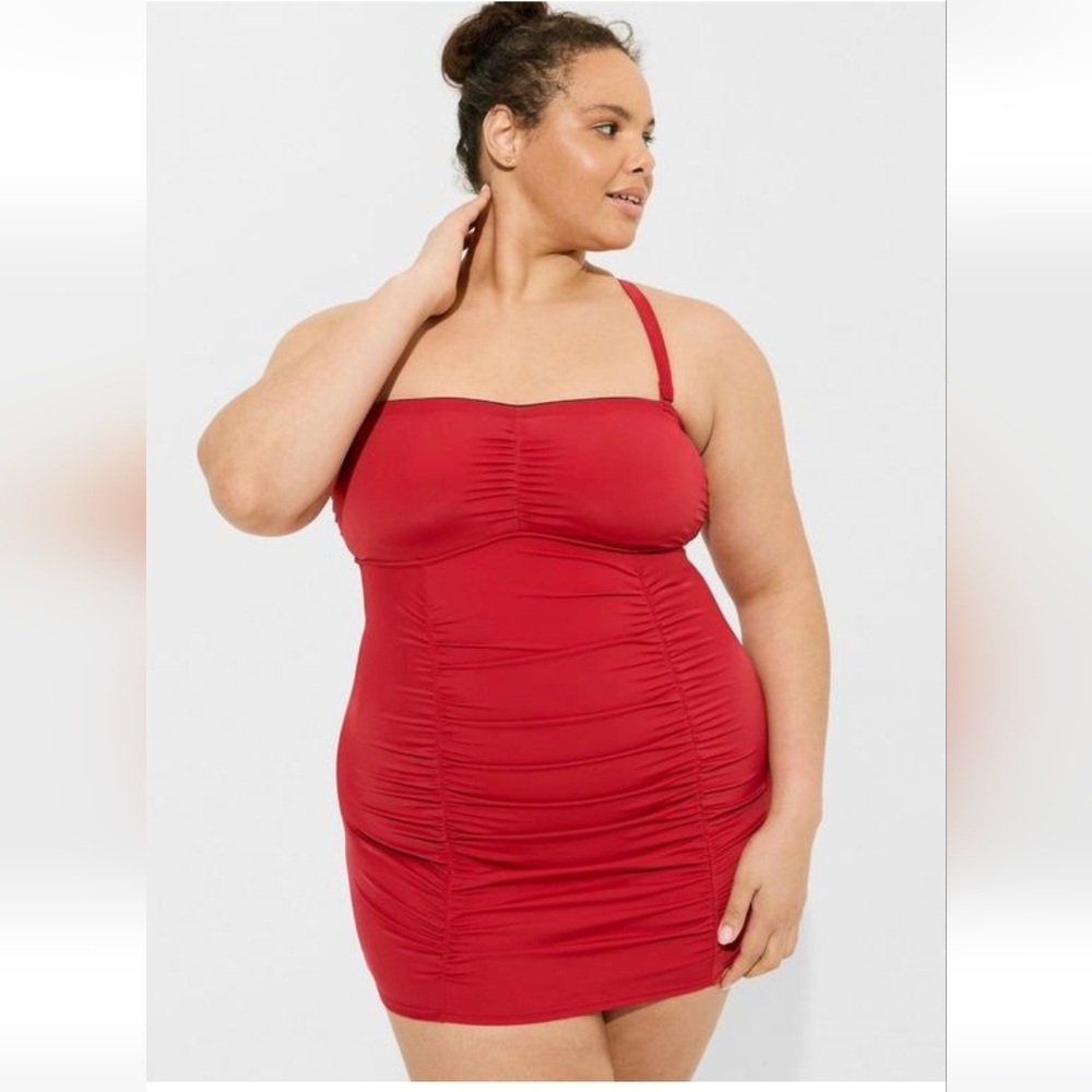 NWT Torrid Marilyn Monroe Red One Piece Swimsuit, Size 2X